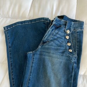 Excellent condition, White House Black Market jeans.